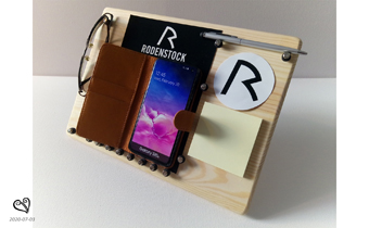 Die Handy Docking Station